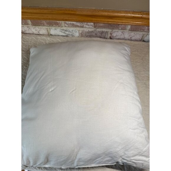 Set Of 2 Vintage Bird Embroidered Throw Pillows Nature-Themed - Picture 6 of 15